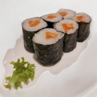 370.Hosomaki salmone 6 pezzi