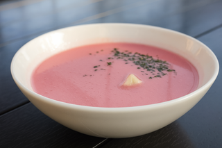 Борщ підбиваний з пельменями 400г