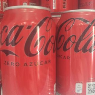 Lata de coca cola zero