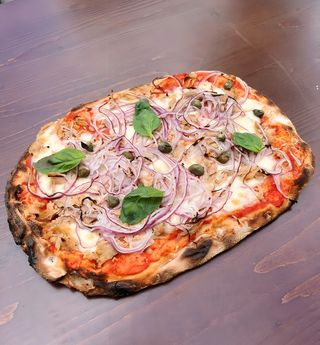 Pinsa tonno