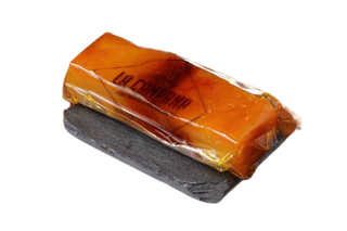 Porción De Turrón De Yema Quemada