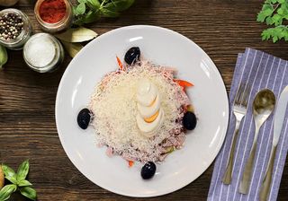 Salată Bulgărească