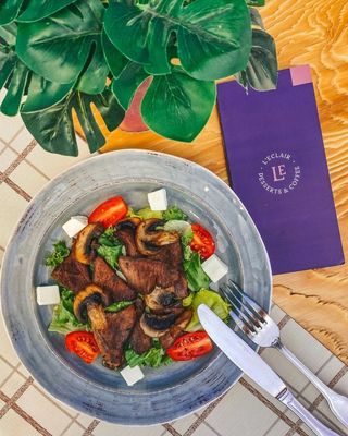 Салат с телятиной