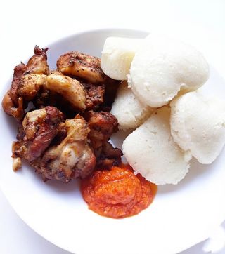 Abolo  Avec Poulet / Poisson