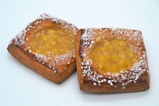 Danesa De Manzana (2 Uds.)