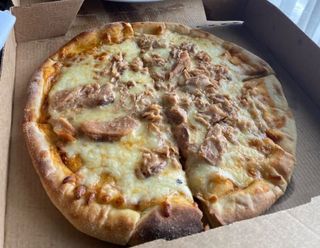 Pizza Tuna