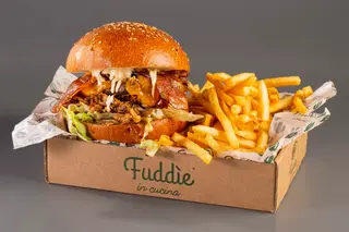 126 CRUNCH BURGER