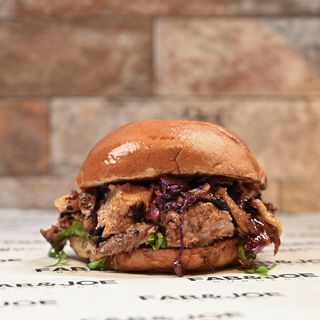 Pulled Pork Burger