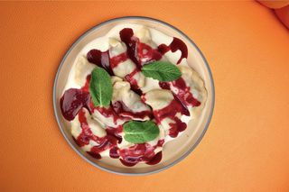 Вареники з вишнею (250г)