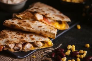 Quesadilla De Pollo (450 G.)