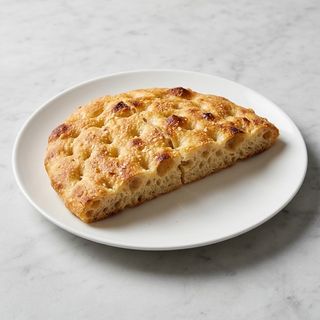 Schiacciata vuota metà