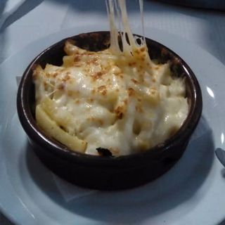 Patatas Y Mozzarella (Ración)