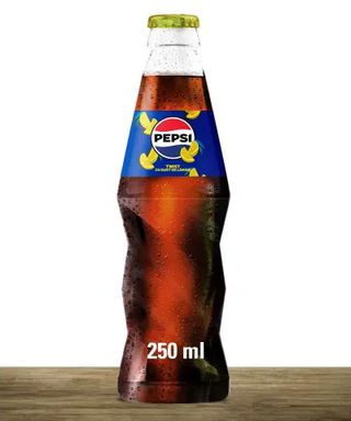 Pepsi Twist, Bautura Cola