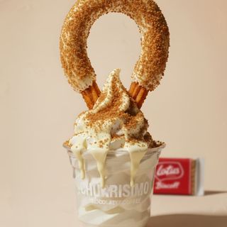 Churro Helado Lotus