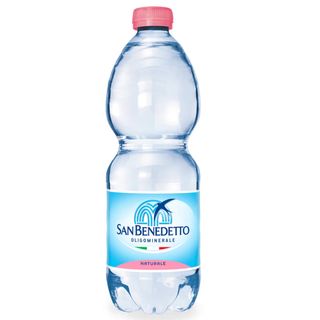 Acqua naturale