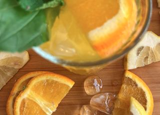 Limonada cu mango si pepene galben