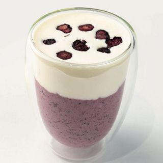 Молочная голубика