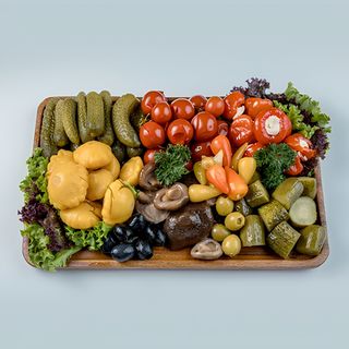 Ассорти из домашних разносолов (200г)