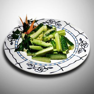 Castraveti cu ustroi