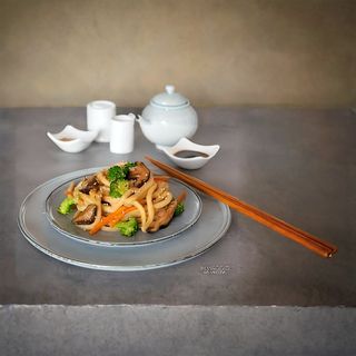 210. Spaghetti di soia con misto mare