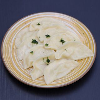 Vareniki (10 komada) sa krompirom