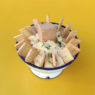 Nuestra Ensaladilla Con Tronco De Atún