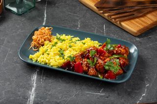 СПАЙС ЧИКЕН В СОУСЕ ТОМ ЯМ