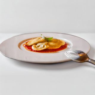 Ravioli De Ricotta Y Espinacas