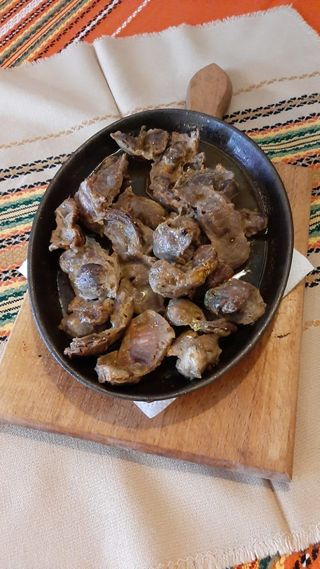 Телешки език в масло (200г)