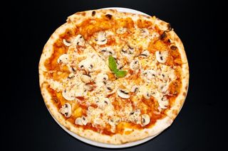 Pizza Funghi