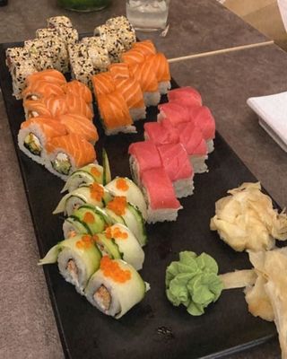 Сет Весняний (40шт/1600г)