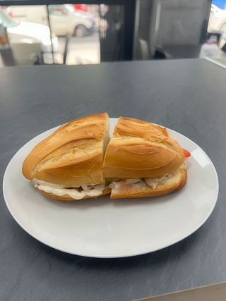 Pitufo Filete De Cerdo Queso y Mayonesa