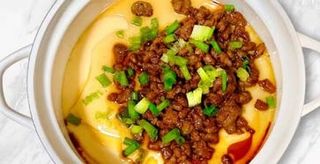 188. Tofu con uova al vapore e macinato di maiale