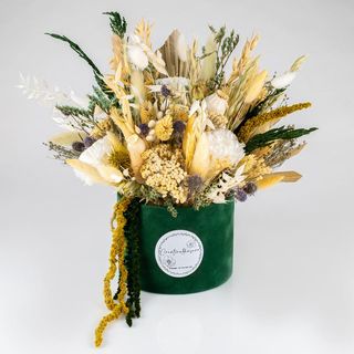 Aranjament cu garoafe criogenate