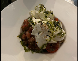Tartar De Atún Balfegó Burrata