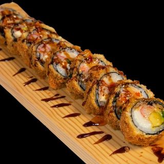 Godzilla roll uramaki frito (10uds)