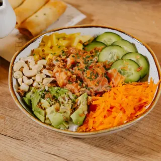 Poké Bowl Salmão