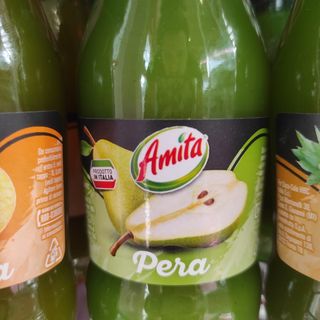 Succo di frutta pera