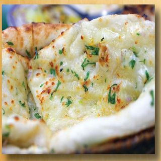 Cheese Chlli Garlic Naan