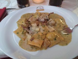 Raviolaccio Burrata / Funghi Porcini