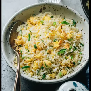 ARROZ CON HUEVO