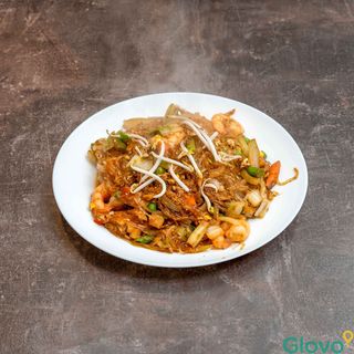 Makaron smażony z krewetkami