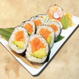 Futomaki Salmon & Avo Roll