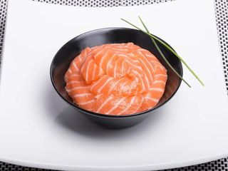 Chirashi Salmón