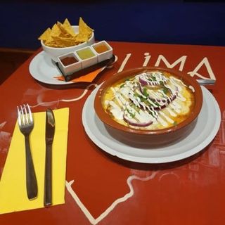 Enchilada vegetariana salsa roja