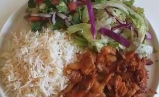 Carne Donär Con Salada Y Arroz