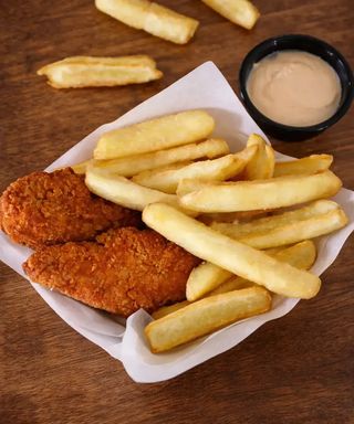 Meniu Crispy Pui si Cartofi prajiti