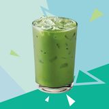 Latte Glacé Au Matcha À La Noix De Coco