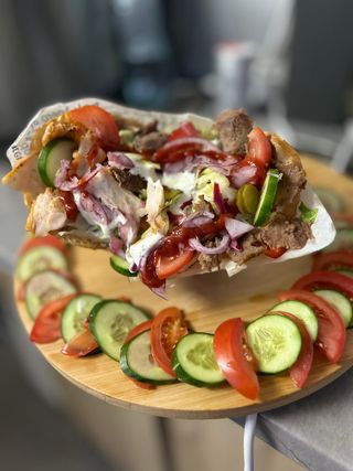 Bułka Beti z mięskiem z kurczaka 