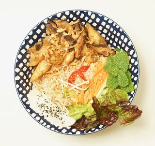 Phở Trộn Vegano Con Tofu Y Shitake